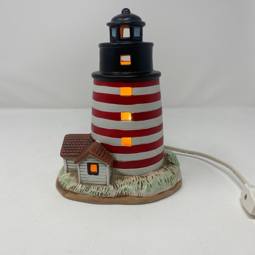 Vtg 1991 Geo Z. Lefton 1808 West Quoddy Head Lighthouse Maine Lighted Lamp